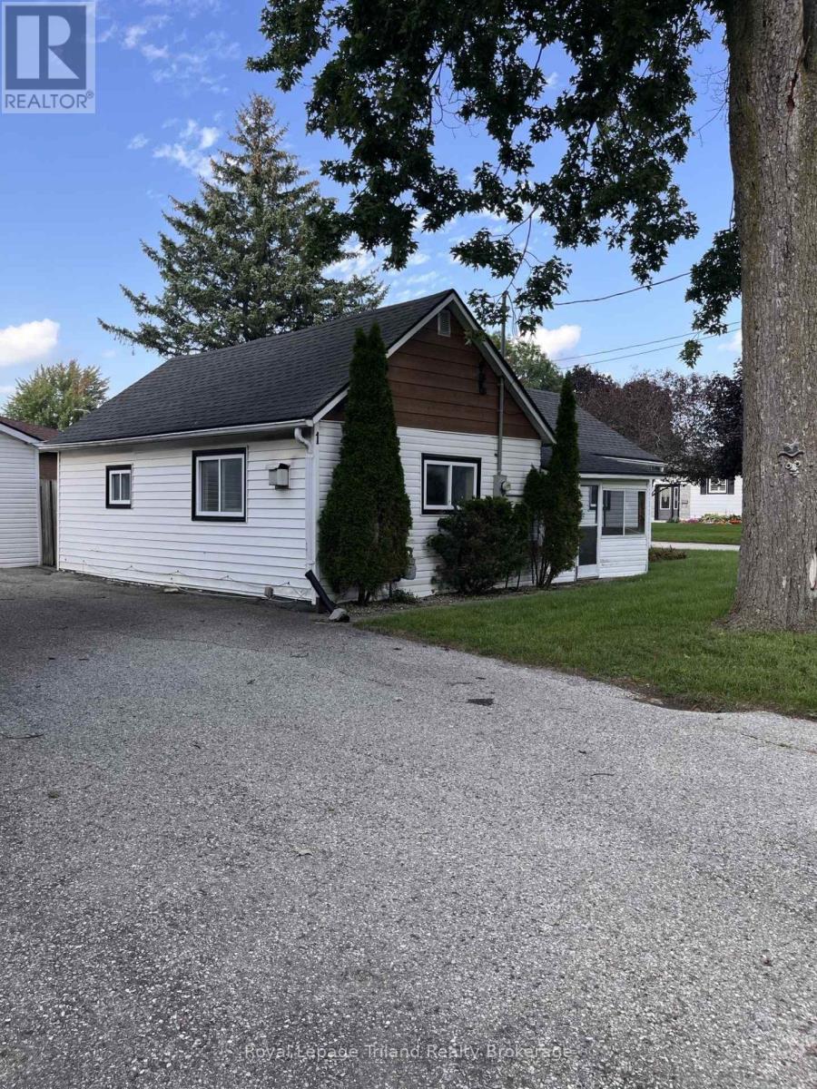 1 Northcourt Street E, Norwich (Norwich Town), Ontario  N0J 1P0 - Photo 2 - X13744390