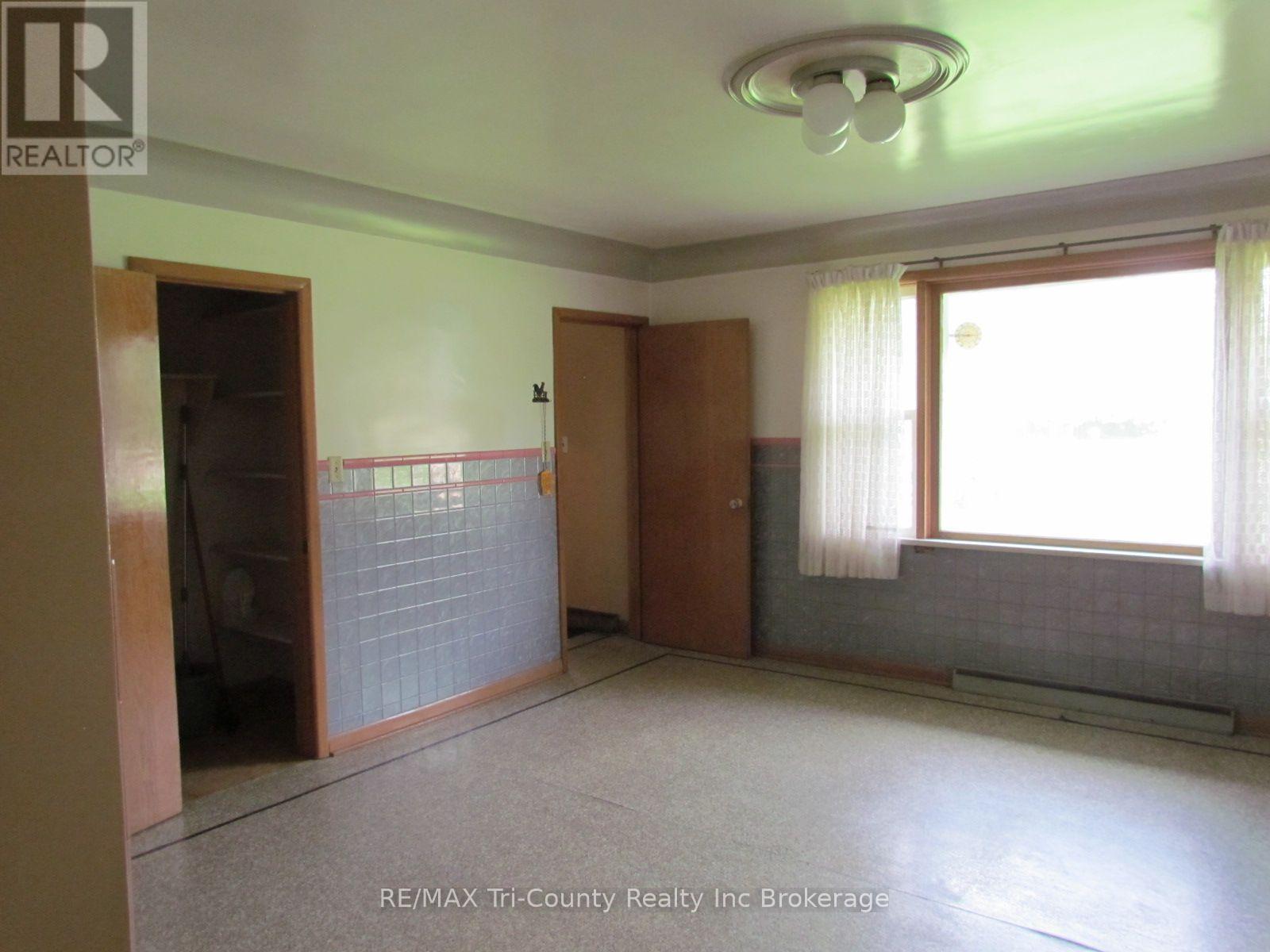 1246 3 Highway, Norfolk, Ontario  N4B 2W6 - Photo 6 - X13744786