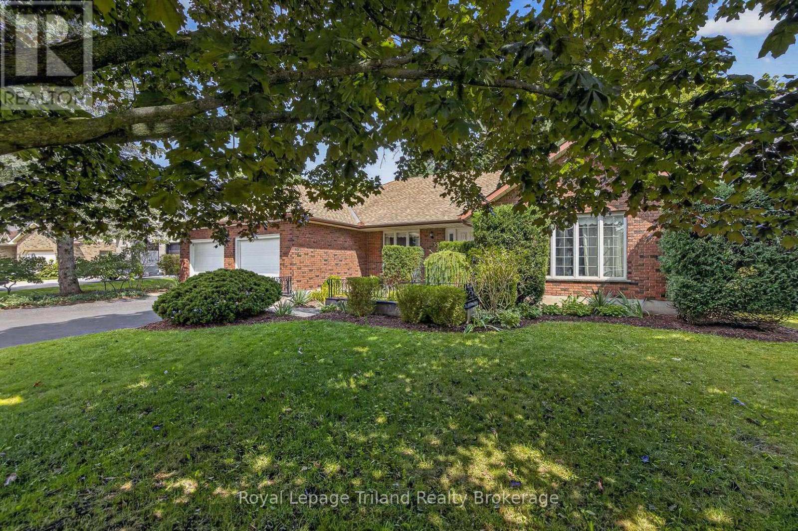 39 Clear Valley Drive, Tillsonburg, Ontario  N4G 4Y7 - Photo 3 - X13746334