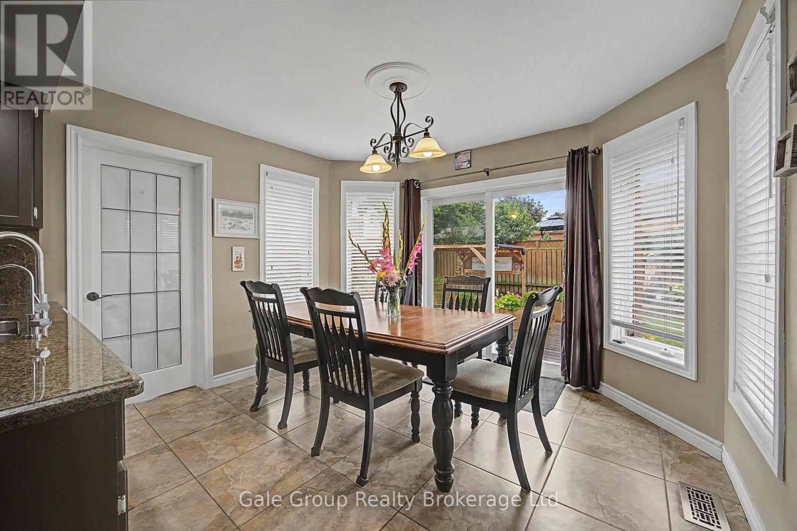 15 Ortona Street, Woodstock (Woodstock - North), Ontario  N4T 1M7 - Photo 11 - X13750506