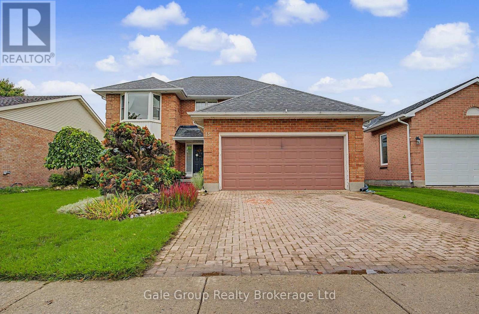 15 Ortona Street, Woodstock (Woodstock - North), Ontario  N4T 1M7 - Photo 2 - X13750506