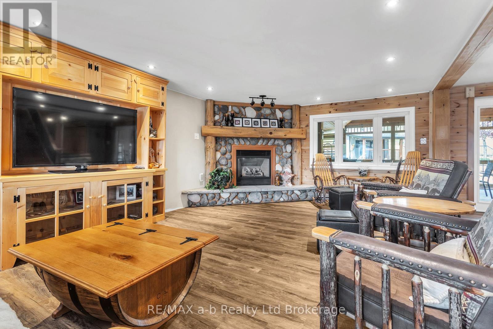 18 Queen Street E, South-West Oxford (Beachville), Ontario  N0J 1A0 - Photo 15 - X13751874