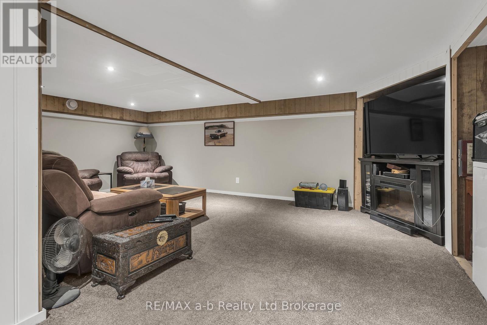 18 Queen Street E, South-West Oxford (Beachville), Ontario  N0J 1A0 - Photo 27 - X13751874