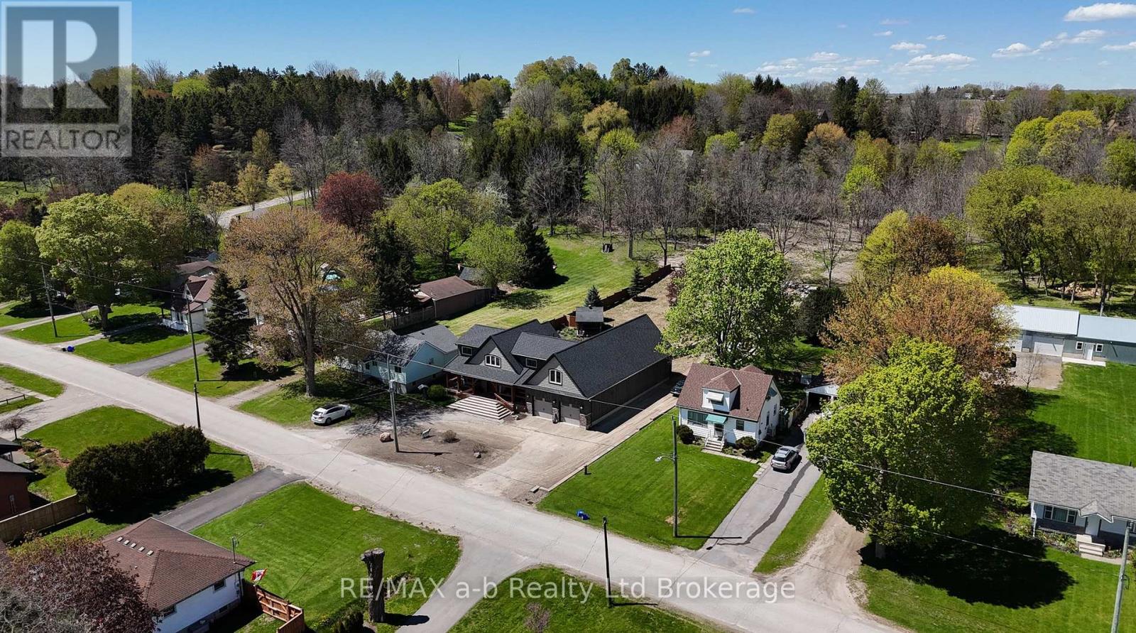 18 Queen Street E, South-West Oxford (Beachville), Ontario  N0J 1A0 - Photo 3 - X13751874