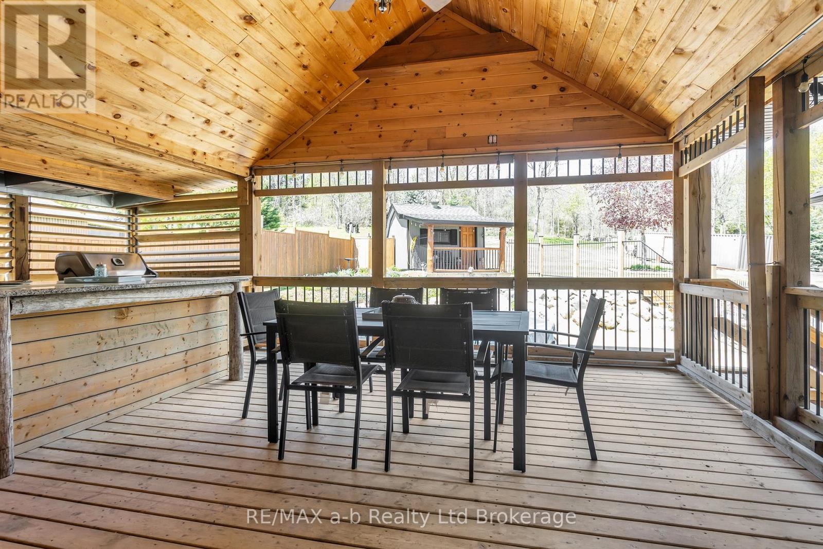 18 Queen Street E, South-West Oxford (Beachville), Ontario  N0J 1A0 - Photo 33 - X13751874