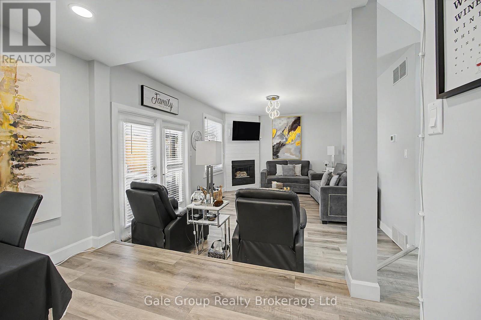 667 Springbank Avenue N, Woodstock (Woodstock - North), Ontario  N4T 1E3 - Photo 8 - X13752174