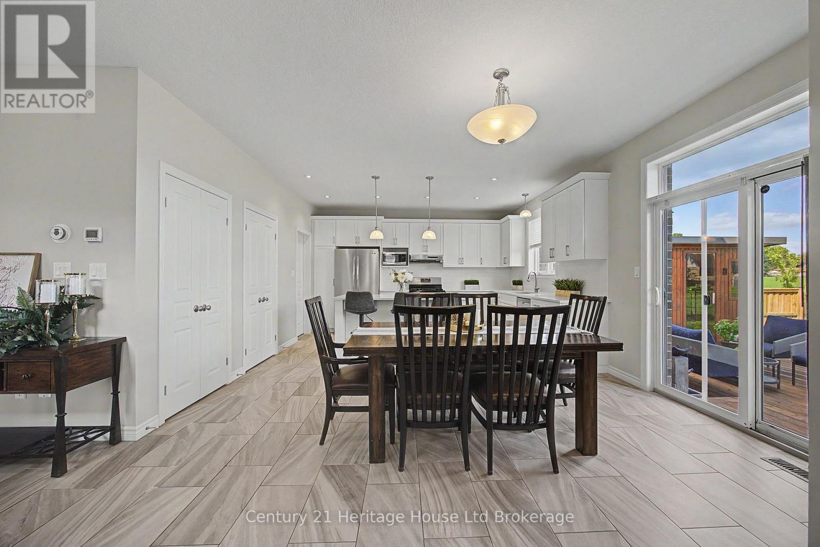 91 Boyd Boulevard, Zorra (Thamesford), Ontario  N0M 2M0 - Photo 12 - X13754222