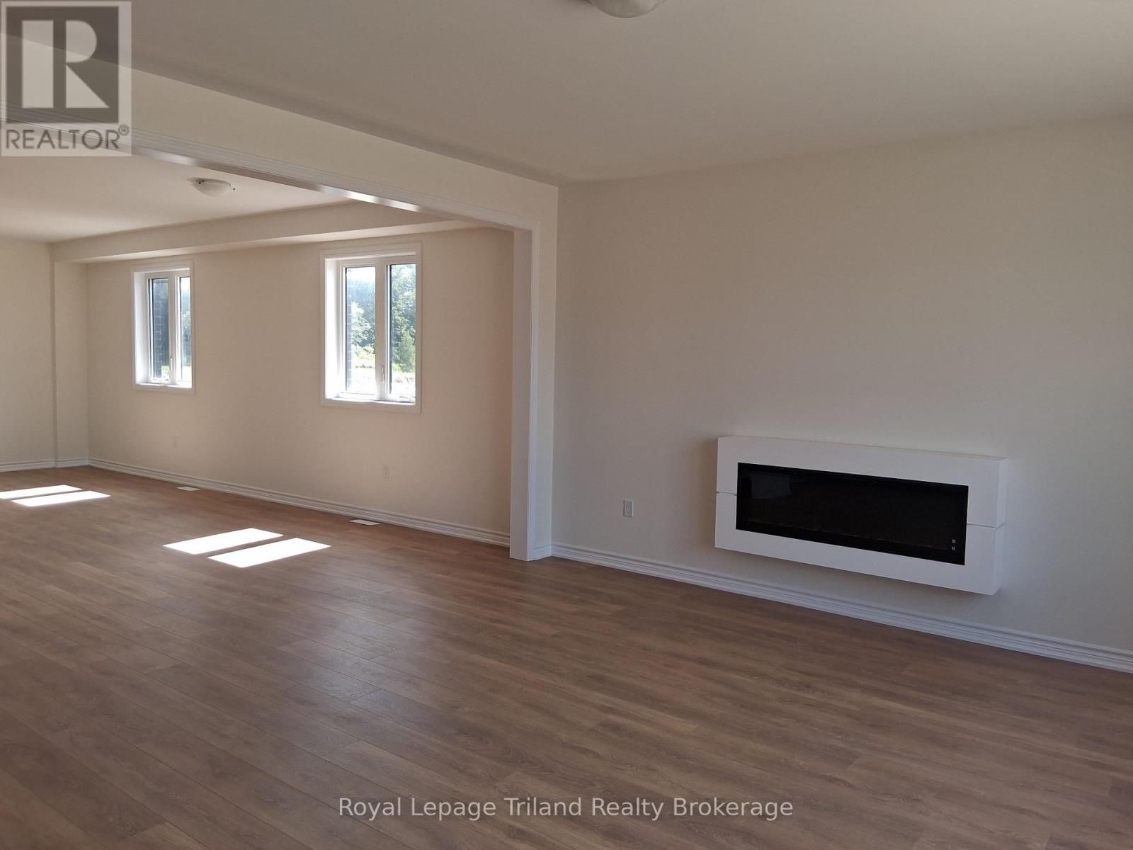 959 Trillium Drive, Woodstock (Woodstock - North), Ontario  N4S 7W2 - Photo 3 - X13755696