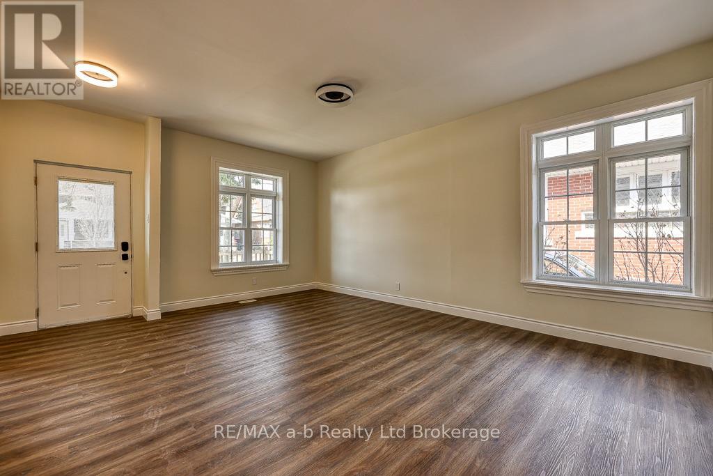 510 King Street, Woodstock (Woodstock - South), Ontario  N4S 1M8 - Photo 5 - X13756546