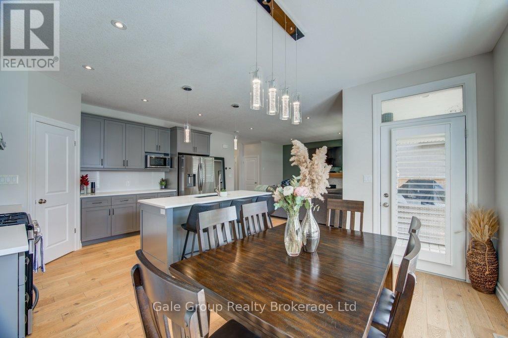 971 Downing Drive, Woodstock (Woodstock - North), Ontario  N4T 0K4 - Photo 11 - X13763944