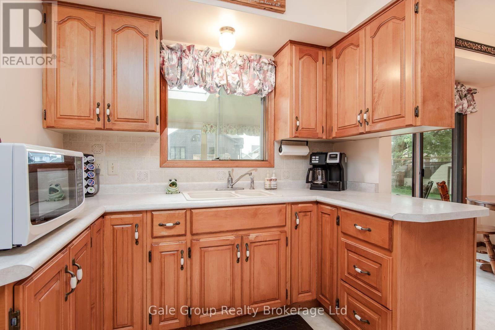 20 George Street E, East Zorra-Tavistock (Innerkip), Ontario  N0J 1M0 - Photo 10 - X13764022