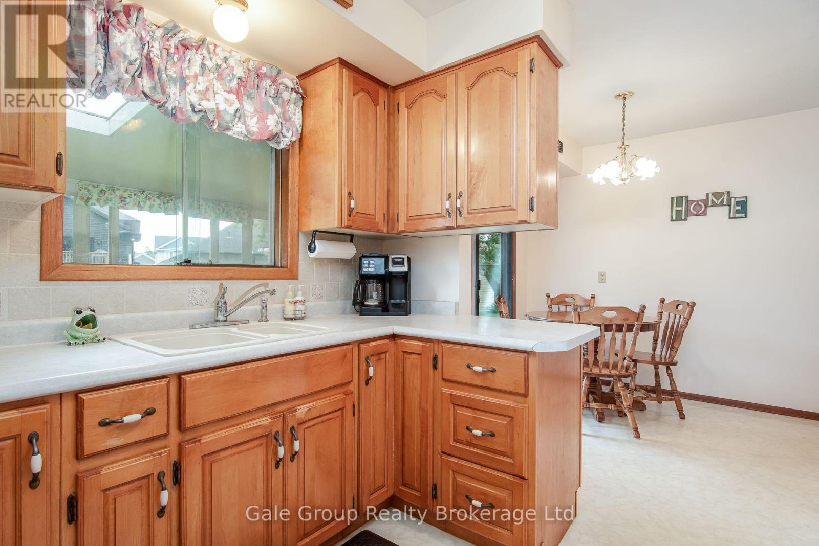 20 George Street E, East Zorra-Tavistock (Innerkip), Ontario  N0J 1M0 - Photo 12 - X13764022