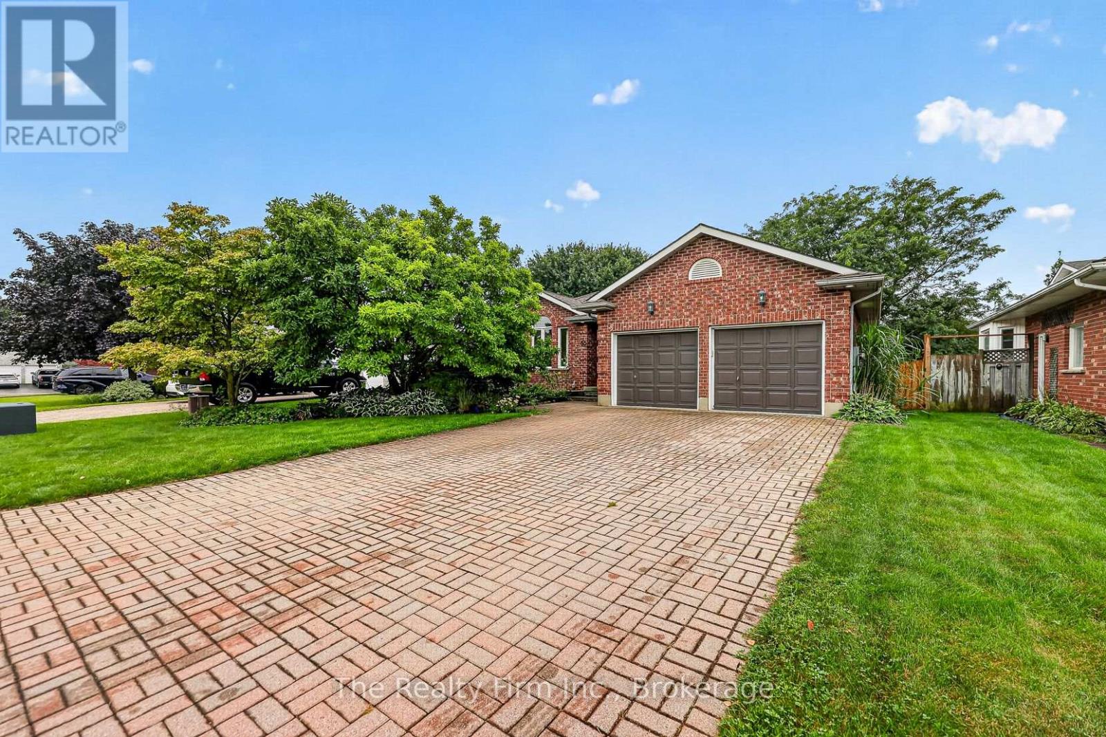 55 Mason Drive, Ingersoll (Ingersoll - South), Ontario  N5C 4A4 - Photo 2 - X13765640