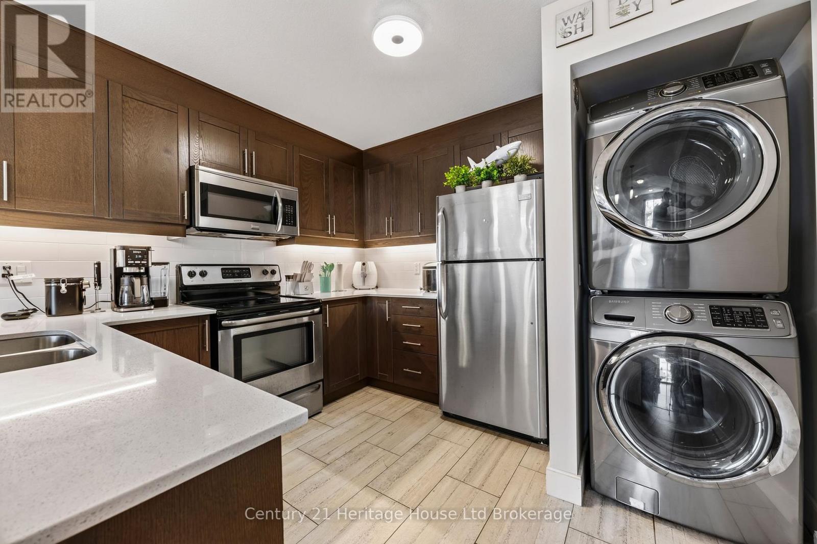 301 - 34 Brock Street, Woodstock (Woodstock - South), Ontario  N4S 3B5 - Photo 17 - X13766138