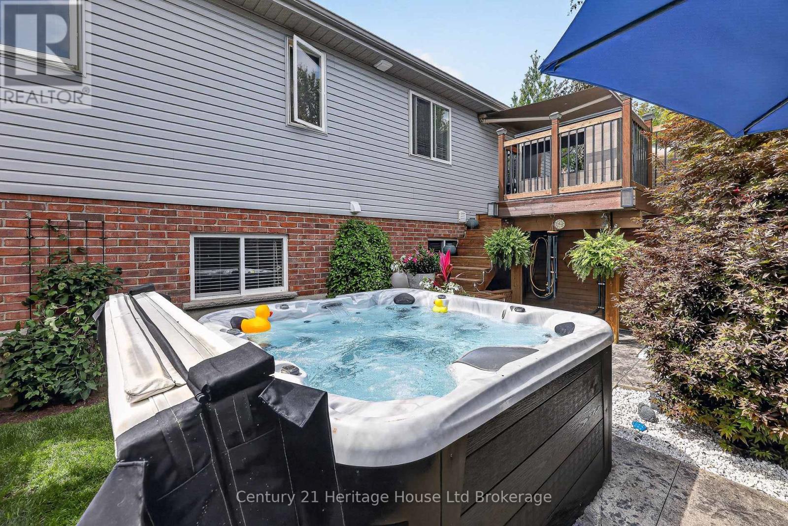 514 Parrott Place, Woodstock (Woodstock - North), Ontario  N4T 1V7 - Photo 5 - X13768842