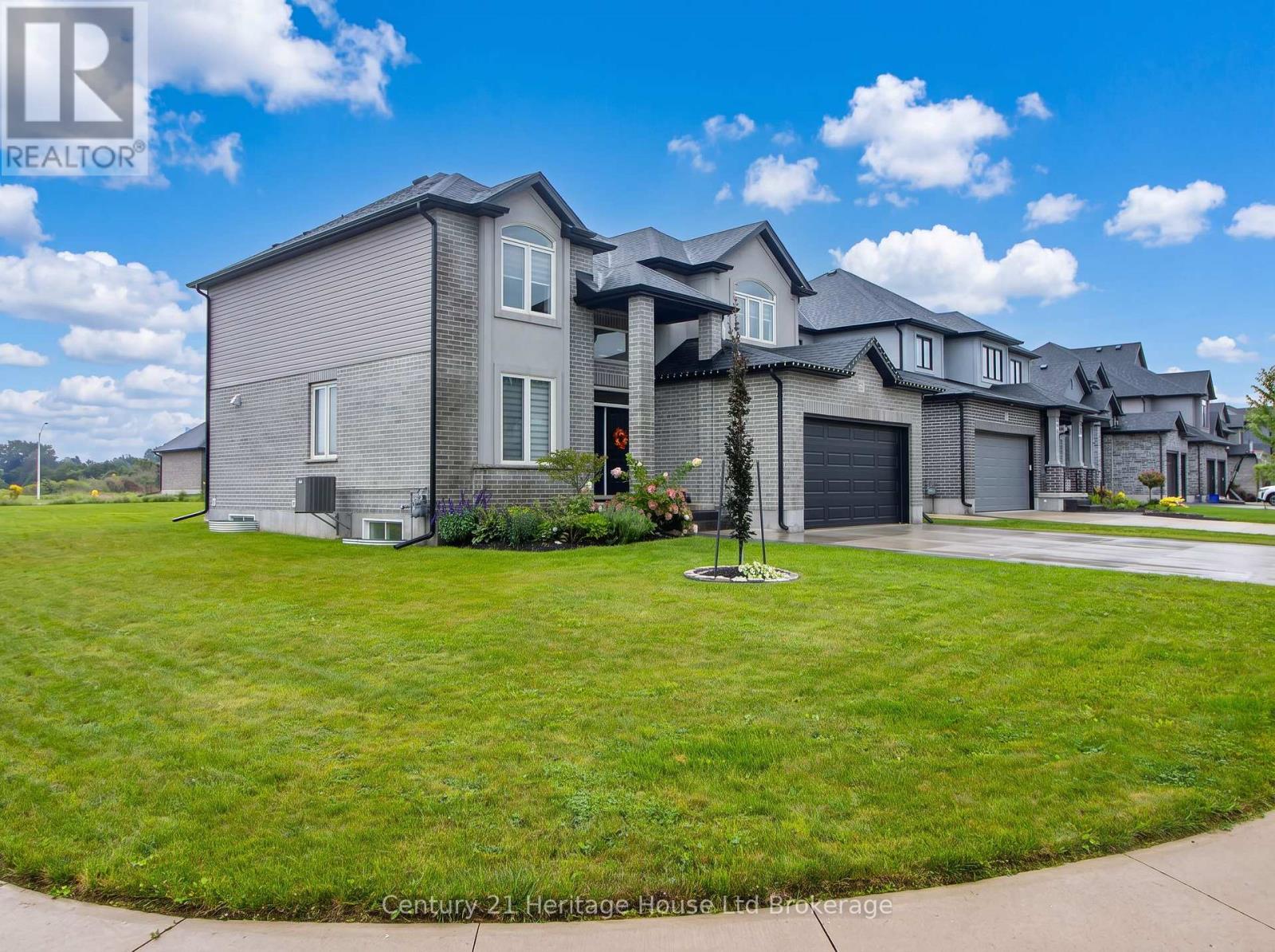 97 Beech Boulevard, Tillsonburg, Ontario  N4G 5S1 - Photo 2 - X13768956