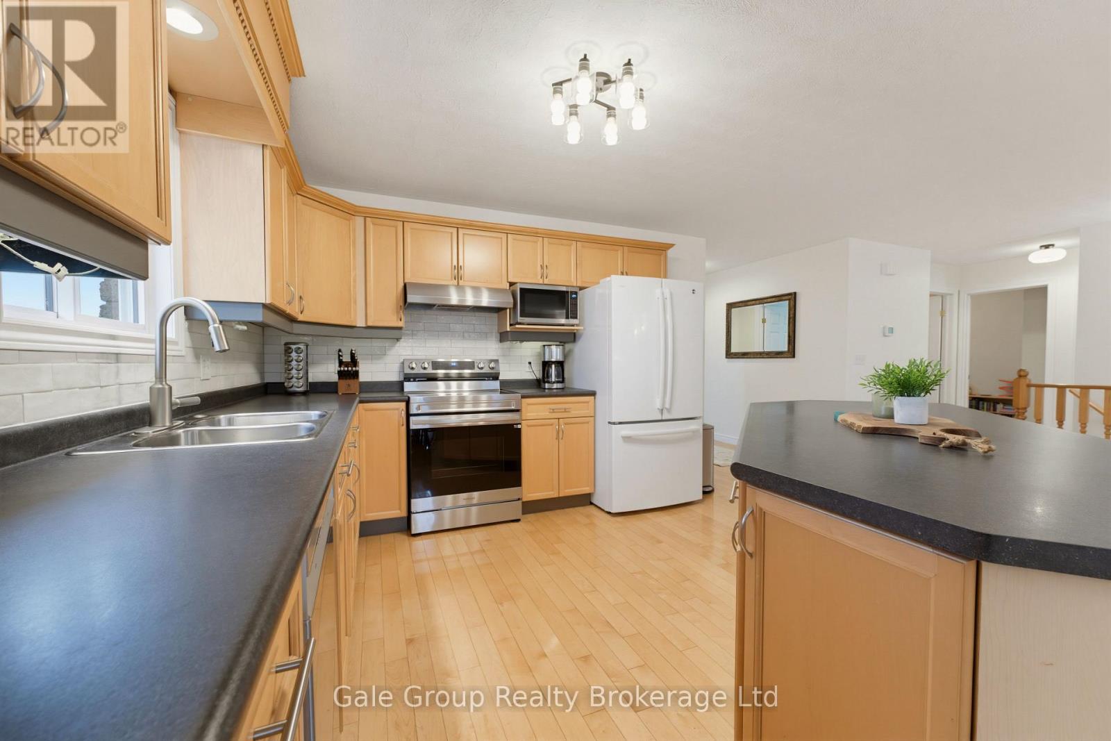 471 Ontario Street, Woodstock (Woodstock - South), Ontario  N4V 1G7 - Photo 12 - X13769200
