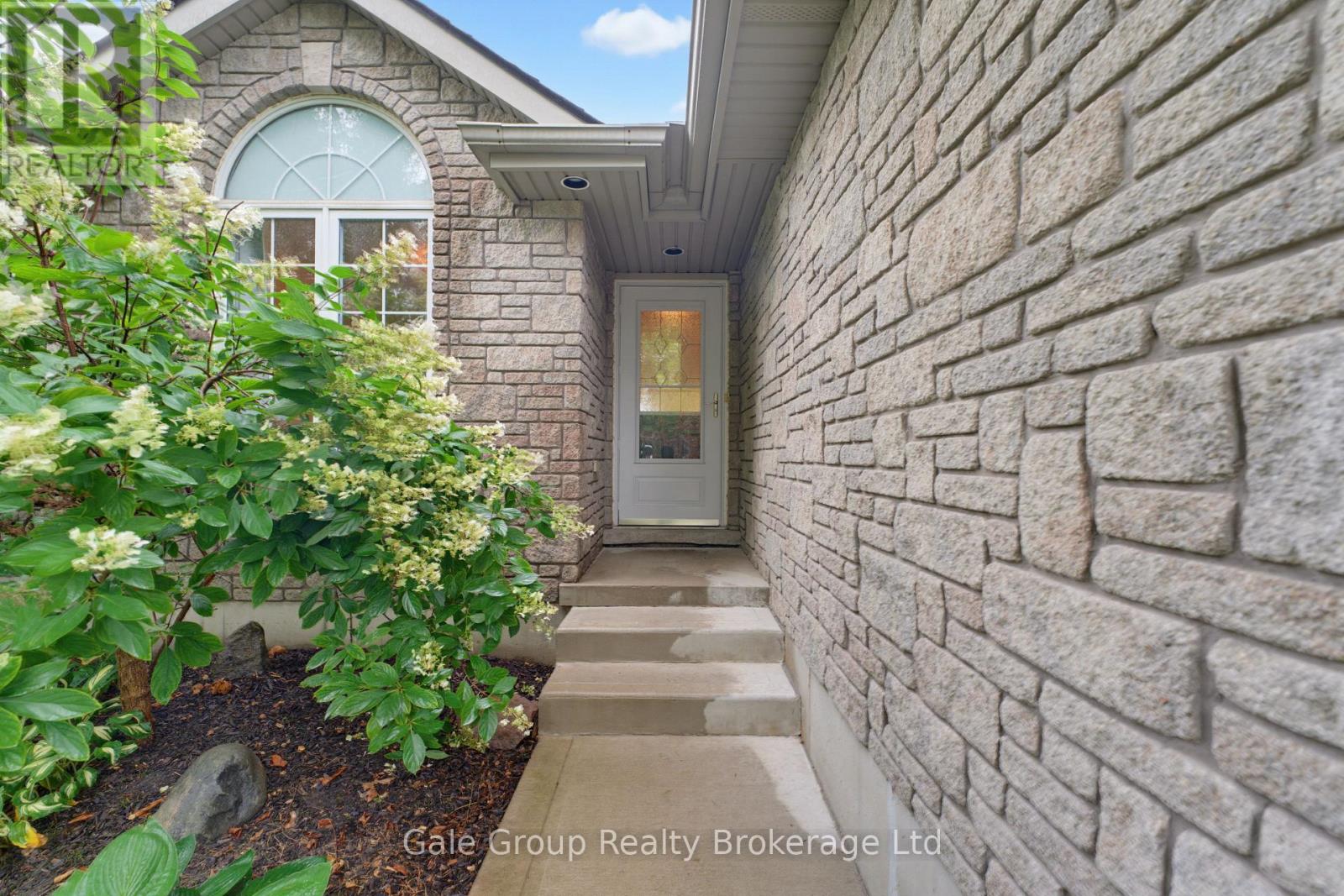 471 Ontario Street, Woodstock (Woodstock - South), Ontario  N4V 1G7 - Photo 4 - X13769200