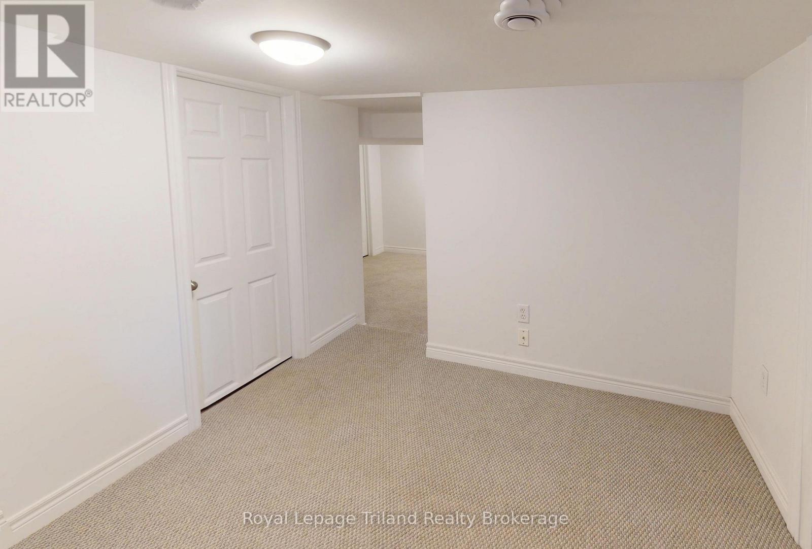 279 Vansittart Avenue, Woodstock (Woodstock - North), Ontario  N4S 6G4 - Photo 10 - X13769956
