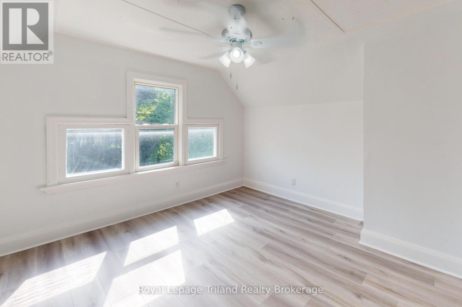 279 Vansittart Avenue, Woodstock (Woodstock - North), Ontario  N4S 6G4 - Photo 20 - X13769956
