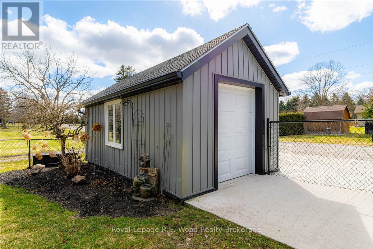 35 Church Street E, Norwich (Burgessville), Ontario  N0J 1C0 - Photo 32 - X13771024