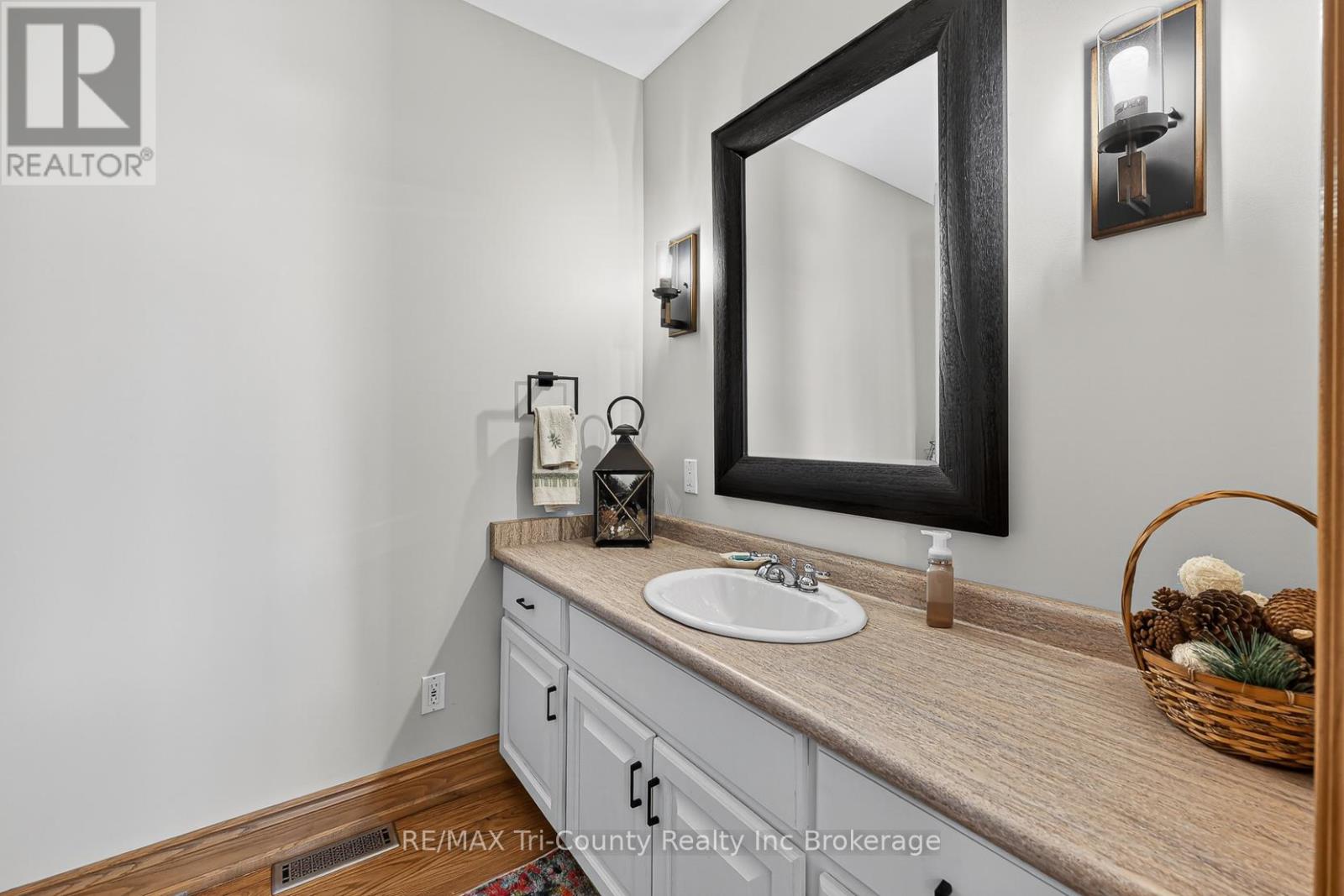 57009 Heritage Line, Bayham, Ontario  N0J 1Y0 - Photo 20 - X13773072
