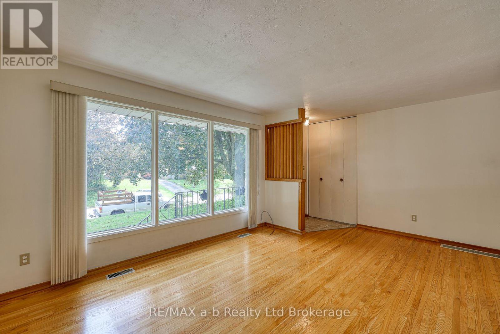 26 Glenn Avenue, Ingersoll (Ingersoll - South), Ontario  N5C 2C8 - Photo 17 - X13773598