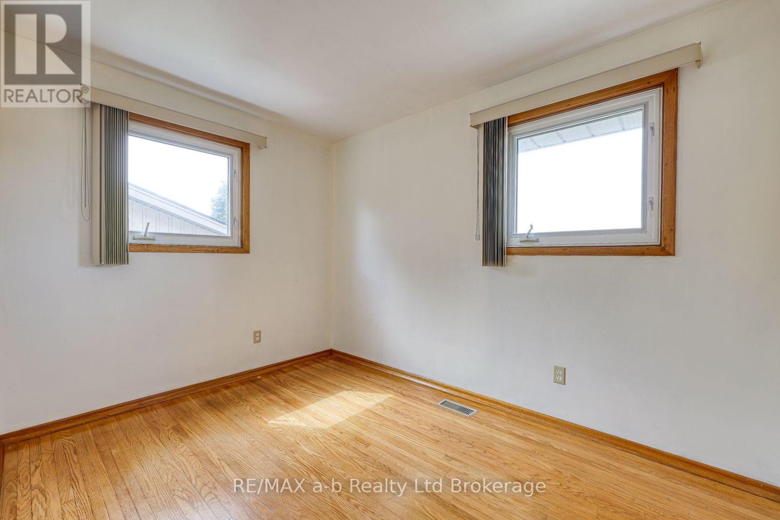 26 Glenn Avenue, Ingersoll (Ingersoll - South), Ontario  N5C 2C8 - Photo 25 - X13773598