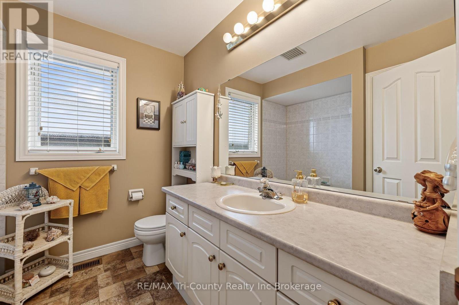 22 St Michael's Street, Norfolk (Delhi), Ontario  N4B 3C8 - Photo 16 - X13774282