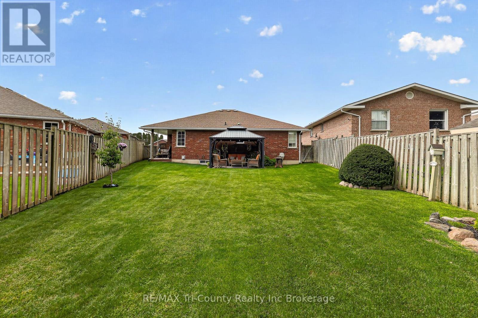 22 St Michael's Street, Norfolk (Delhi), Ontario  N4B 3C8 - Photo 3 - X13774282