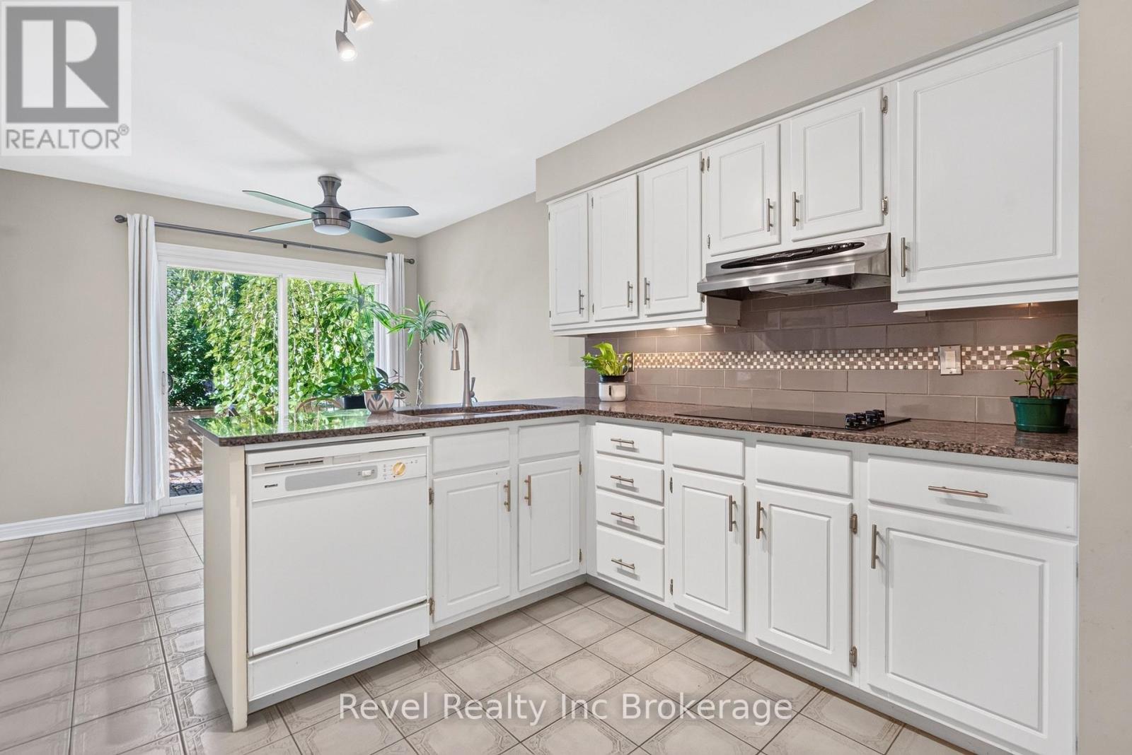 16 - 163 Pine Valley Drive, London South (South N), Ontario  N6J 4R1 - Photo 12 - X13774320