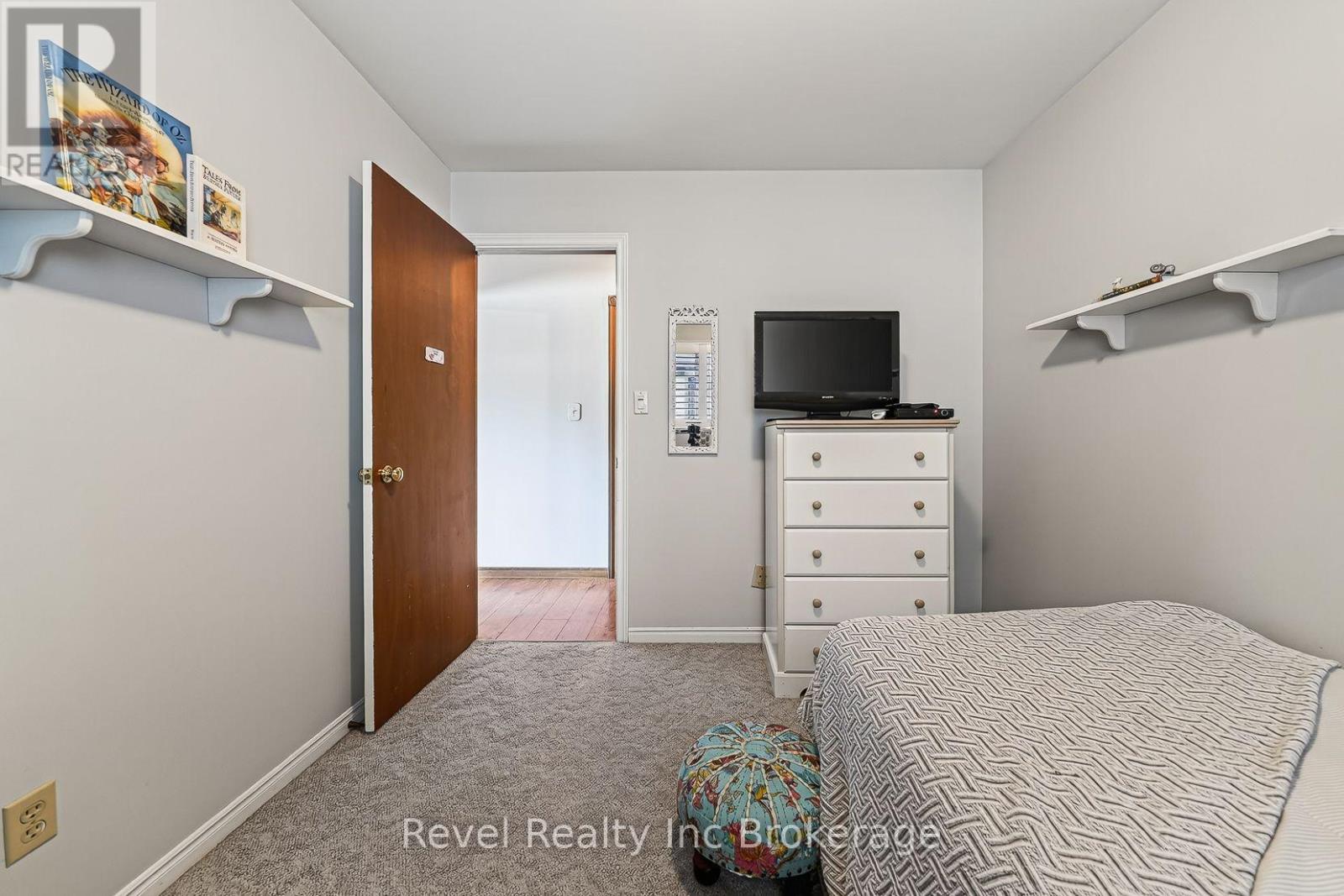 830 Berkshire Drive, Woodstock (Woodstock - North), Ontario  N4S 8R5 - Photo 13 - X13780092