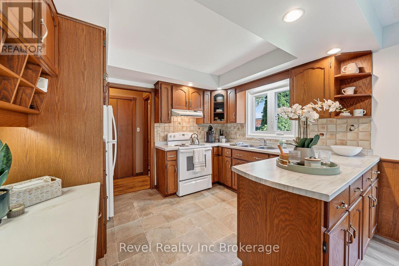 830 Berkshire Drive, Woodstock (Woodstock - North), Ontario  N4S 8R5 - Photo 21 - X13780092