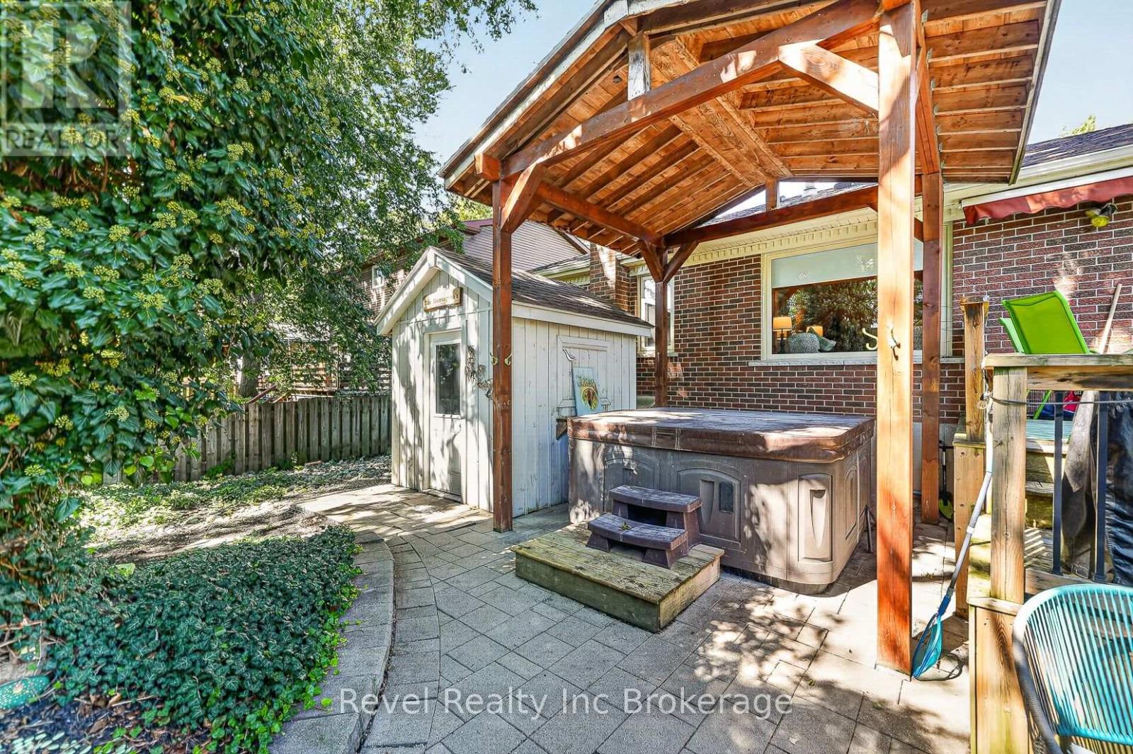 830 Berkshire Drive, Woodstock (Woodstock - North), Ontario  N4S 8R5 - Photo 35 - X13780092