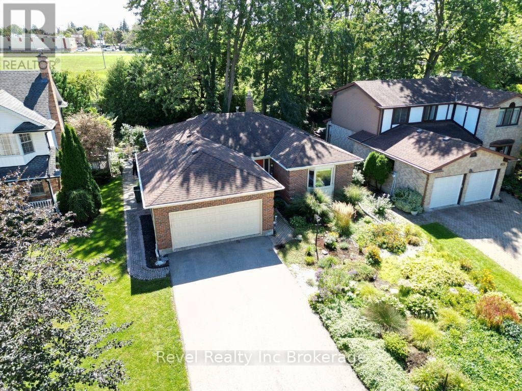 830 Berkshire Drive, Woodstock (Woodstock - North), Ontario  N4S 8R5 - Photo 45 - X13780092