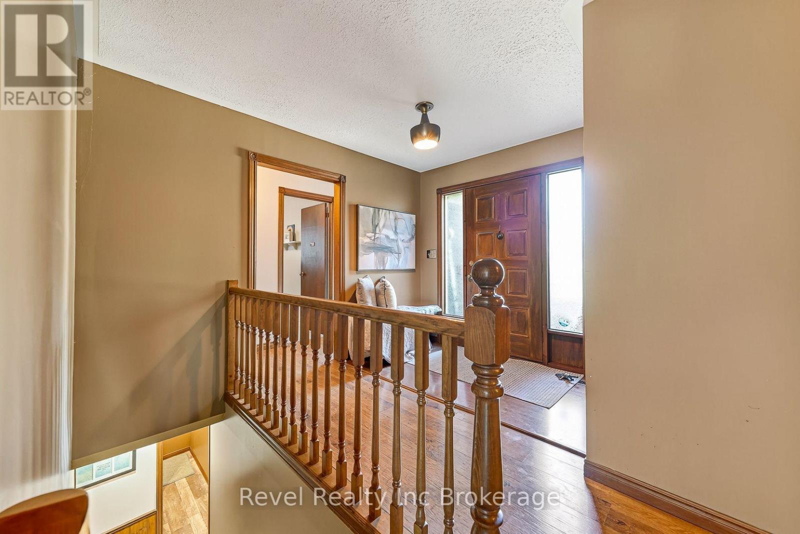 830 Berkshire Drive, Woodstock (Woodstock - North), Ontario  N4S 8R5 - Photo 7 - X13780092
