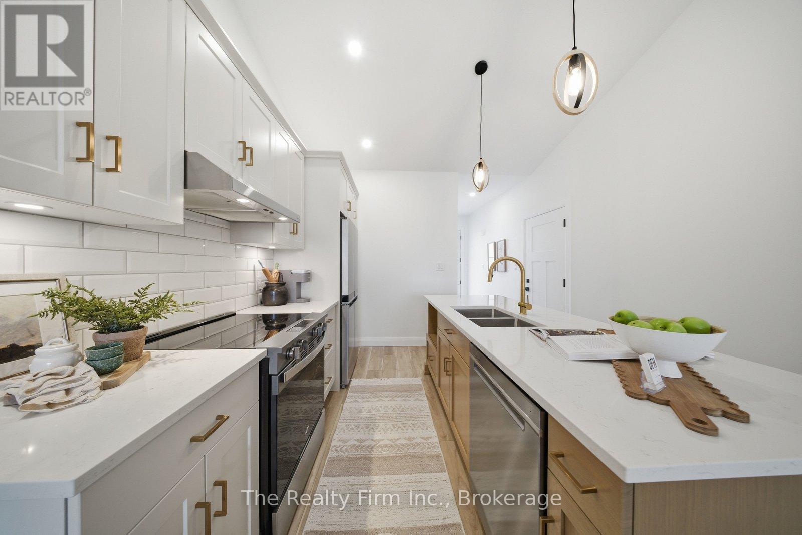 483 Gillespie Street, Woodstock (Woodstock - South), Ontario  N4S 7V6 - Photo 8 - X13782126