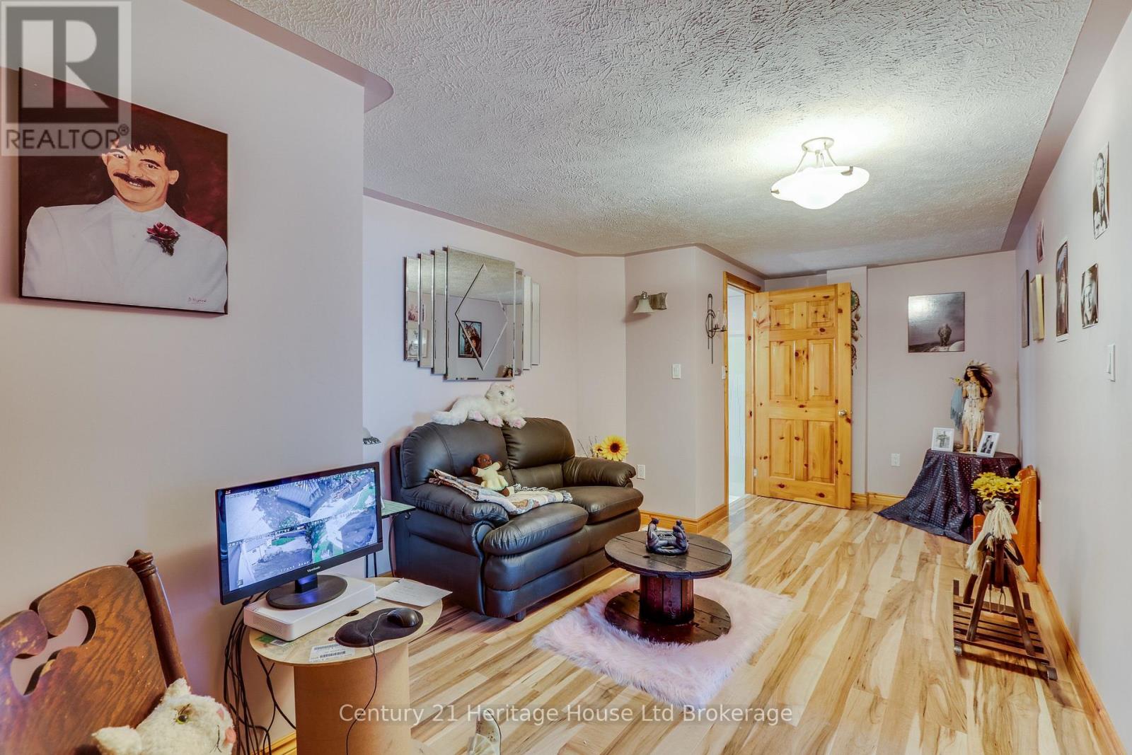 17 Spring Street, Norwich (Norwich Town), Ontario  N4S 0G6 - Photo 23 - X13784114