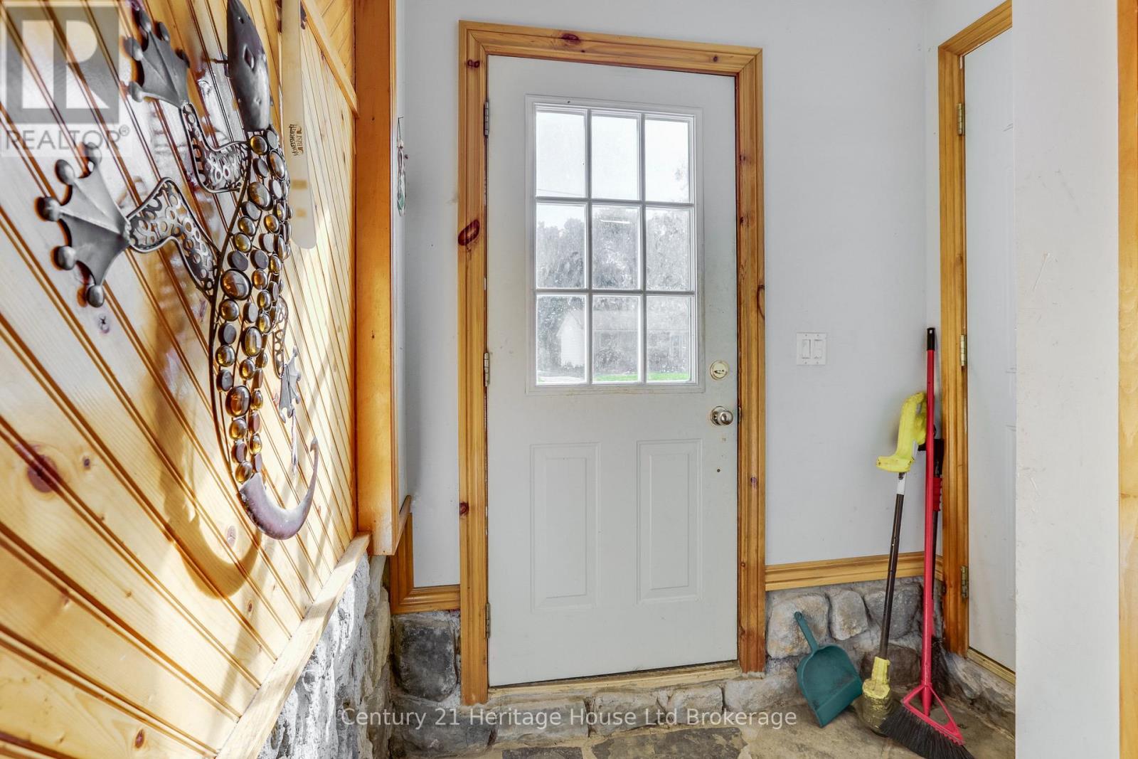 17 Spring Street, Norwich (Norwich Town), Ontario  N4S 0G6 - Photo 36 - X13784114