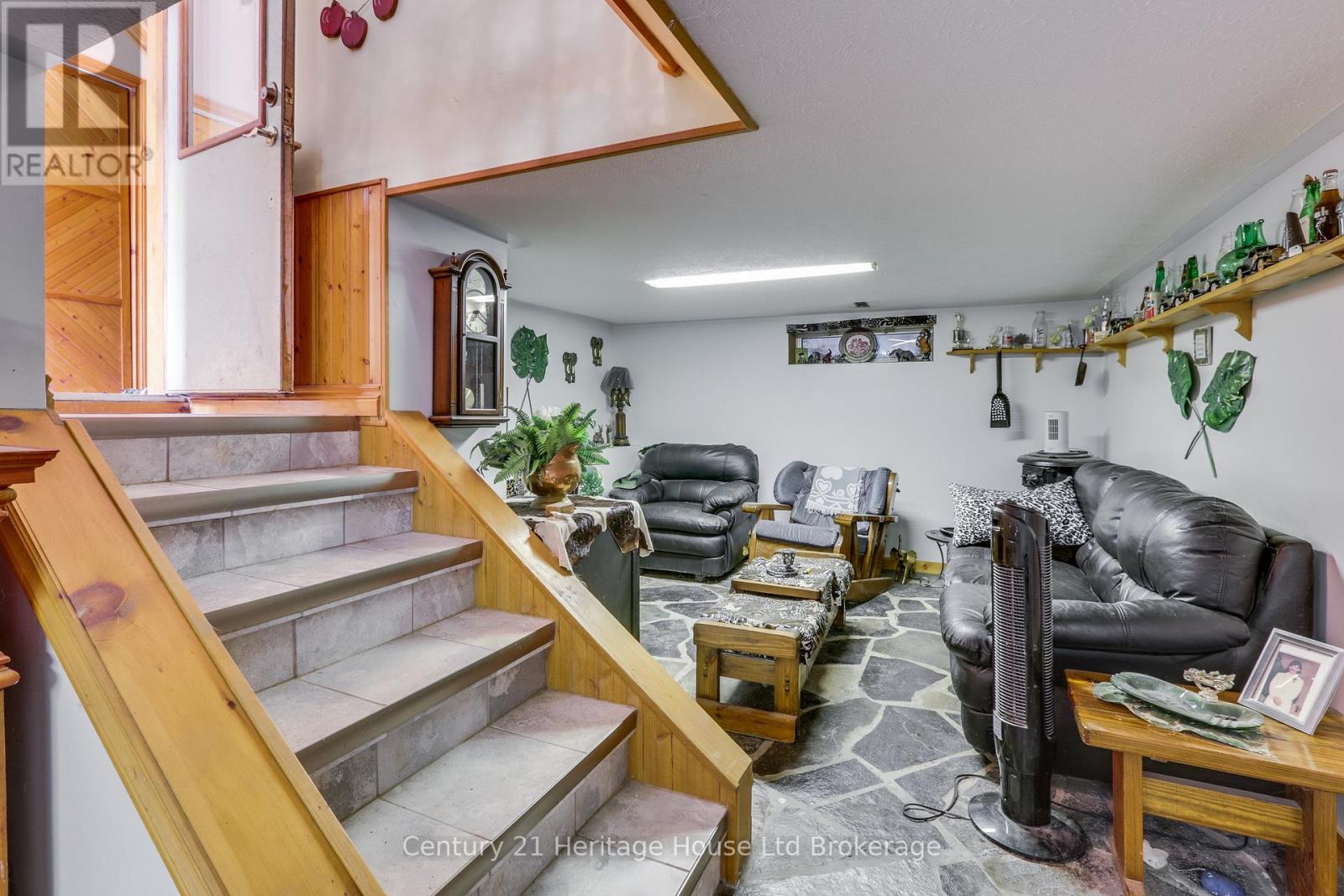 17 Spring Street, Norwich (Norwich Town), Ontario  N4S 0G6 - Photo 37 - X13784114