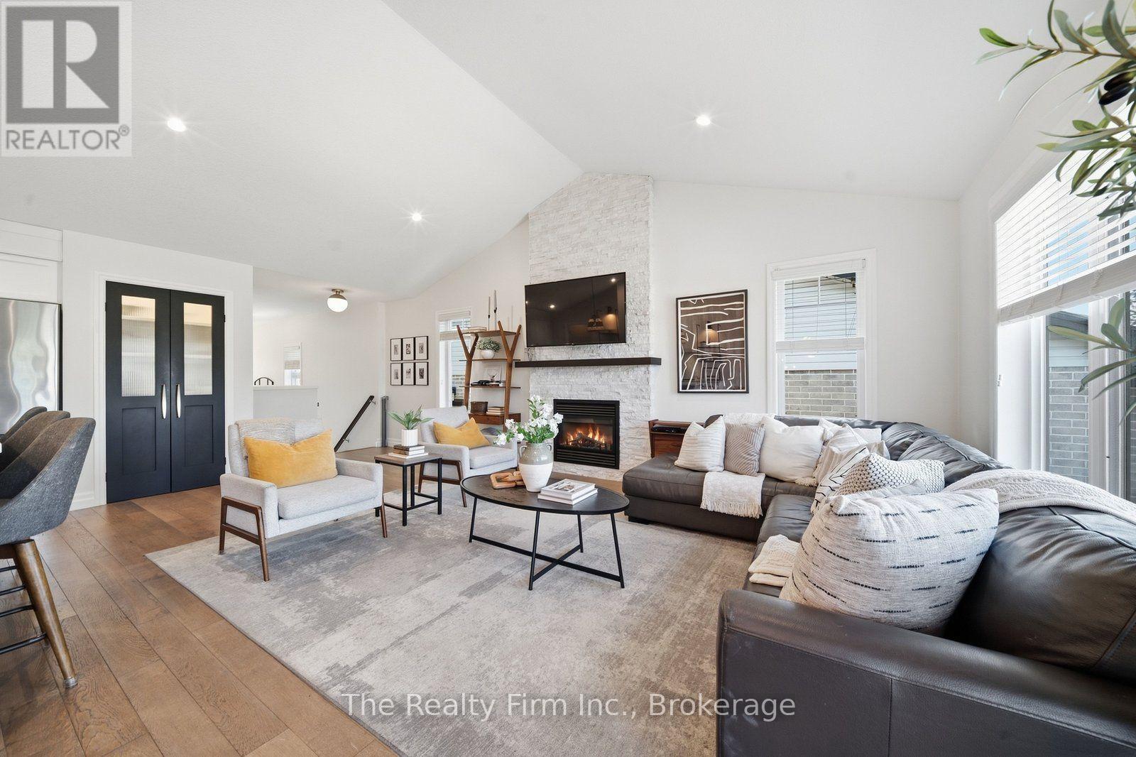 247 Dieppe Drive, Woodstock (Woodstock - North), Ontario  N4T 0G1 - Photo 11 - X13786372