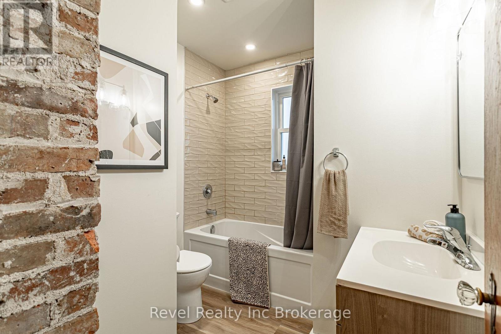120 Loveys Street E, East Zorra-Tavistock (Hickson), Ontario  N0L 1J0 - Photo 12 - X13795376
