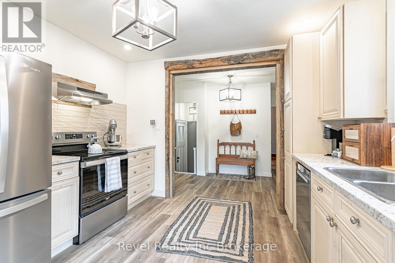 120 Loveys Street E, East Zorra-Tavistock (Hickson), Ontario  N0L 1J0 - Photo 16 - X13795376