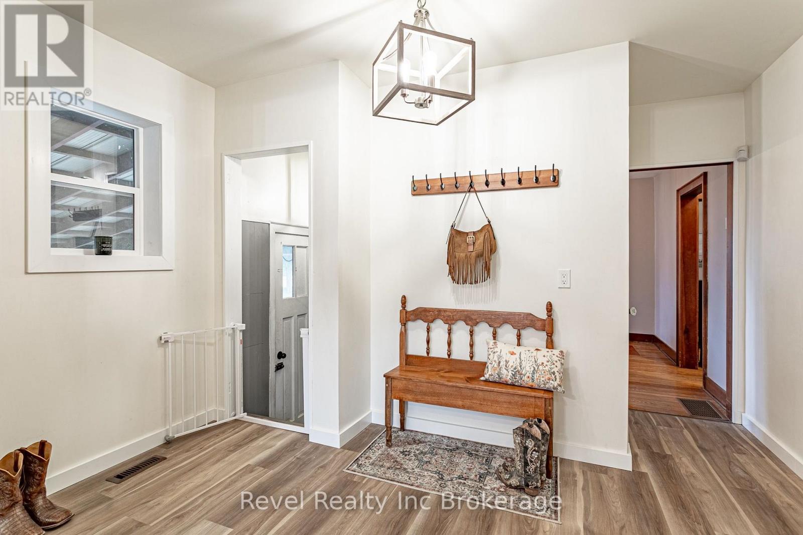 120 Loveys Street E, East Zorra-Tavistock (Hickson), Ontario  N0L 1J0 - Photo 18 - X13795376