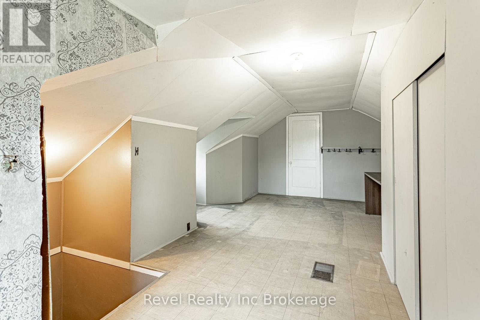 120 Loveys Street E, East Zorra-Tavistock (Hickson), Ontario  N0L 1J0 - Photo 20 - X13795376