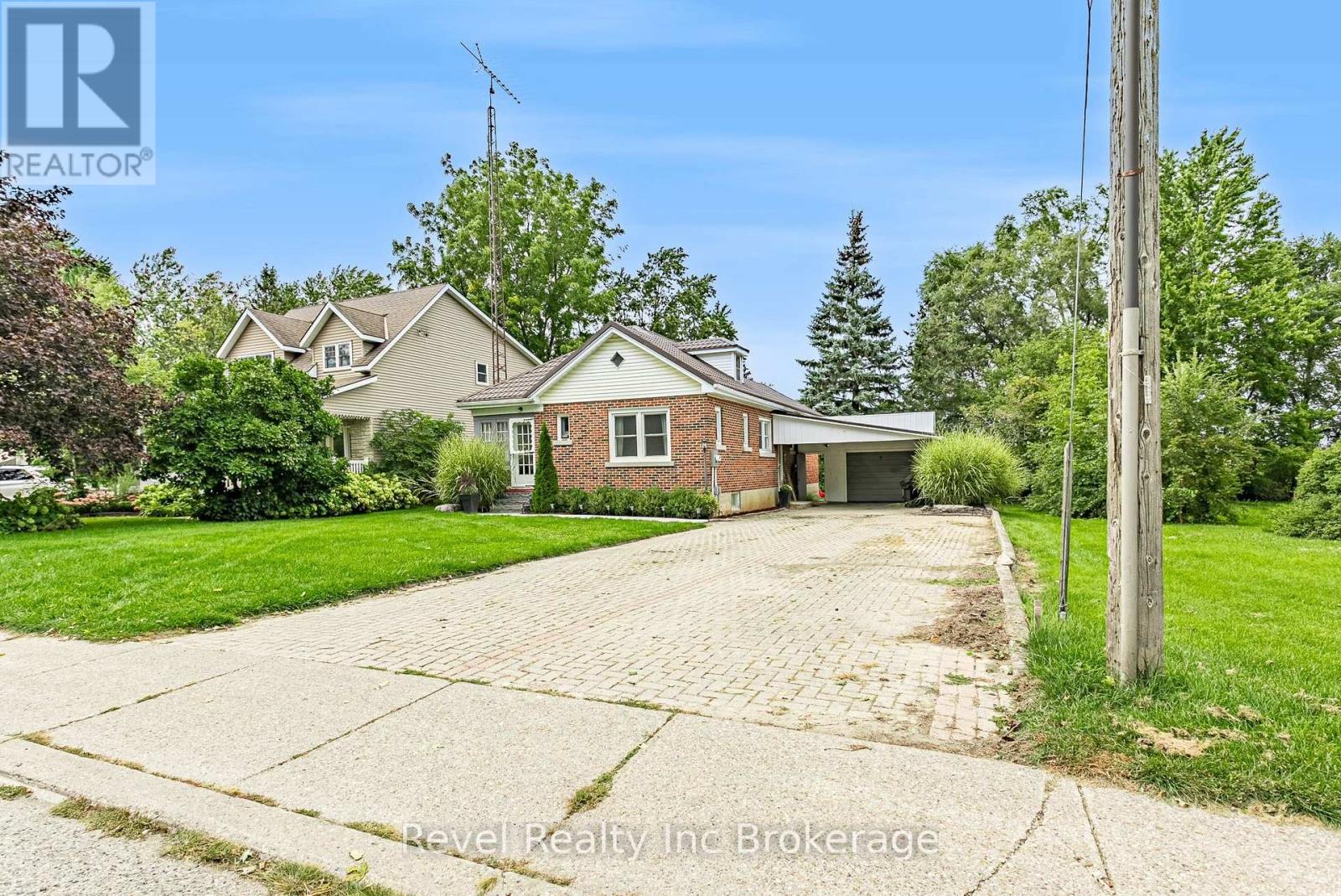 120 Loveys Street E, East Zorra-Tavistock (Hickson), Ontario  N0L 1J0 - Photo 3 - X13795376