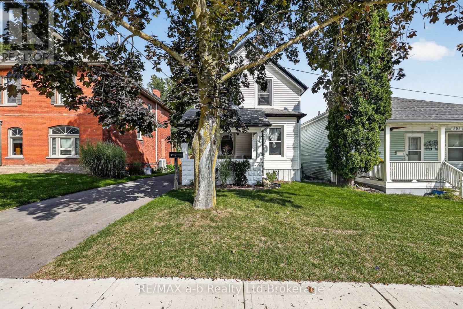 553 Mary Street, Woodstock (Woodstock - North), Ontario  N4S 4S8 - Photo 2 - X13796554