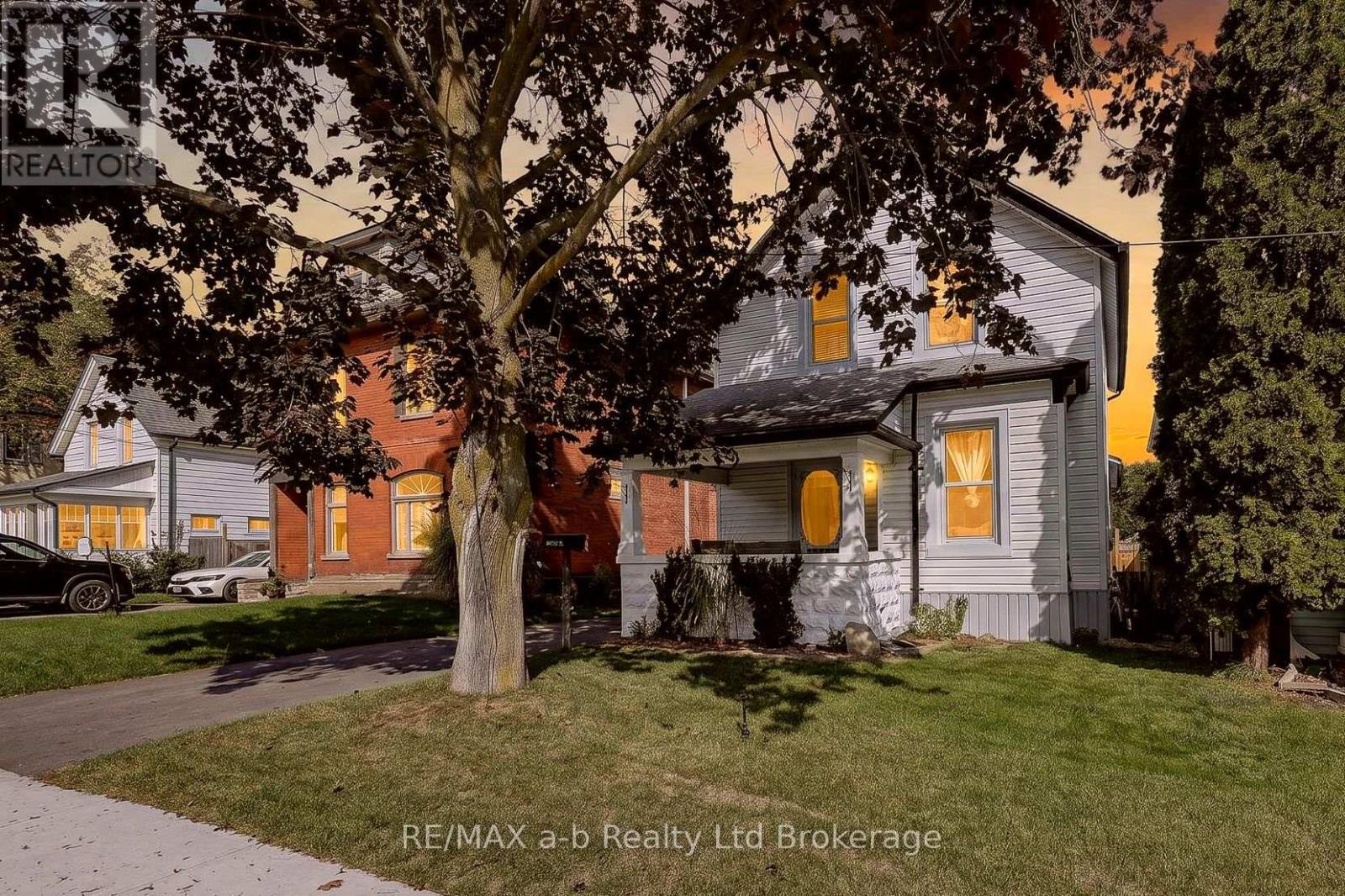 553 Mary Street, Woodstock (Woodstock - North), Ontario  N4S 4S8 - Photo 3 - X13796554