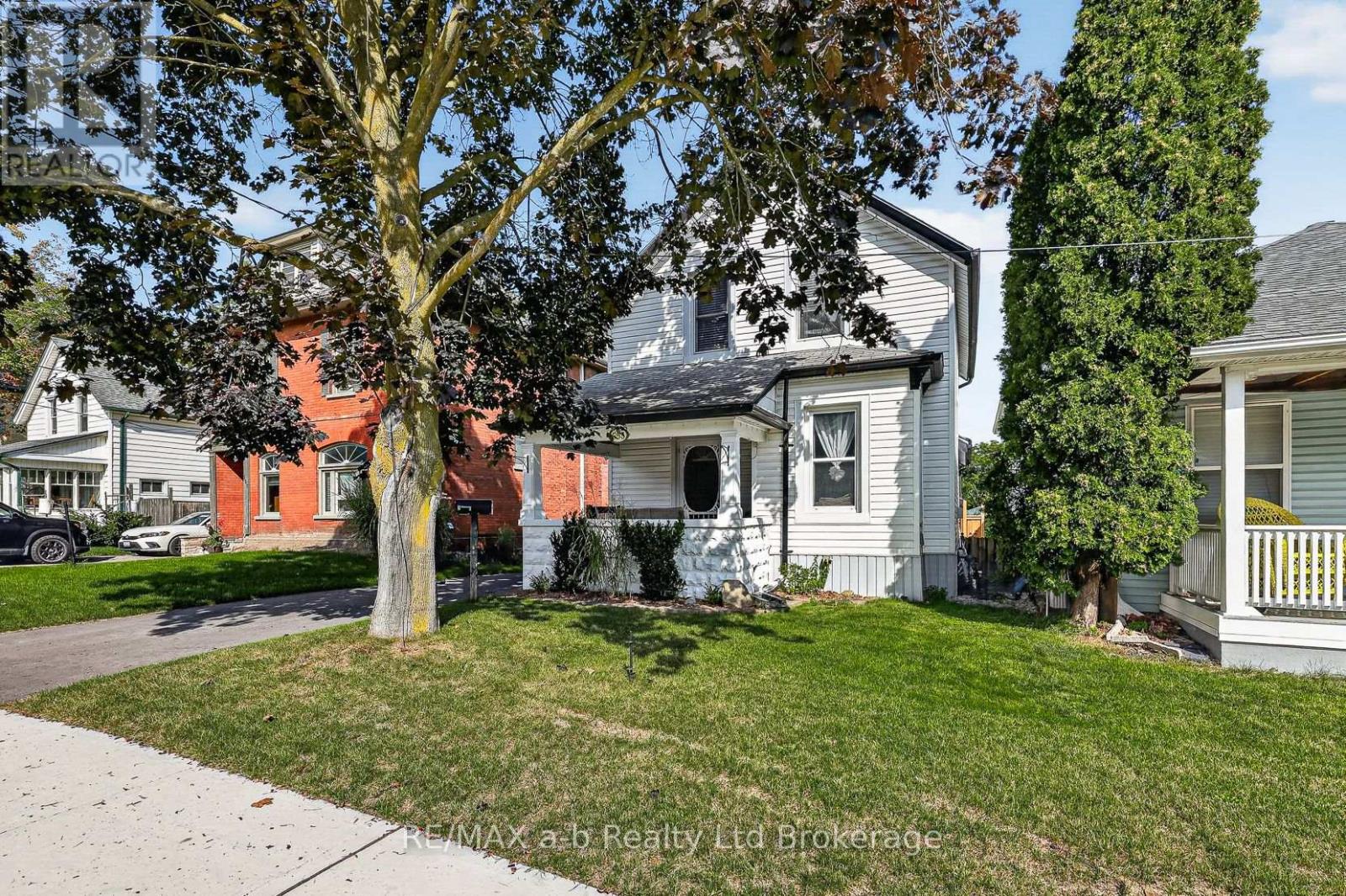 553 Mary Street, Woodstock (Woodstock - North), Ontario  N4S 4S8 - Photo 4 - X13796554