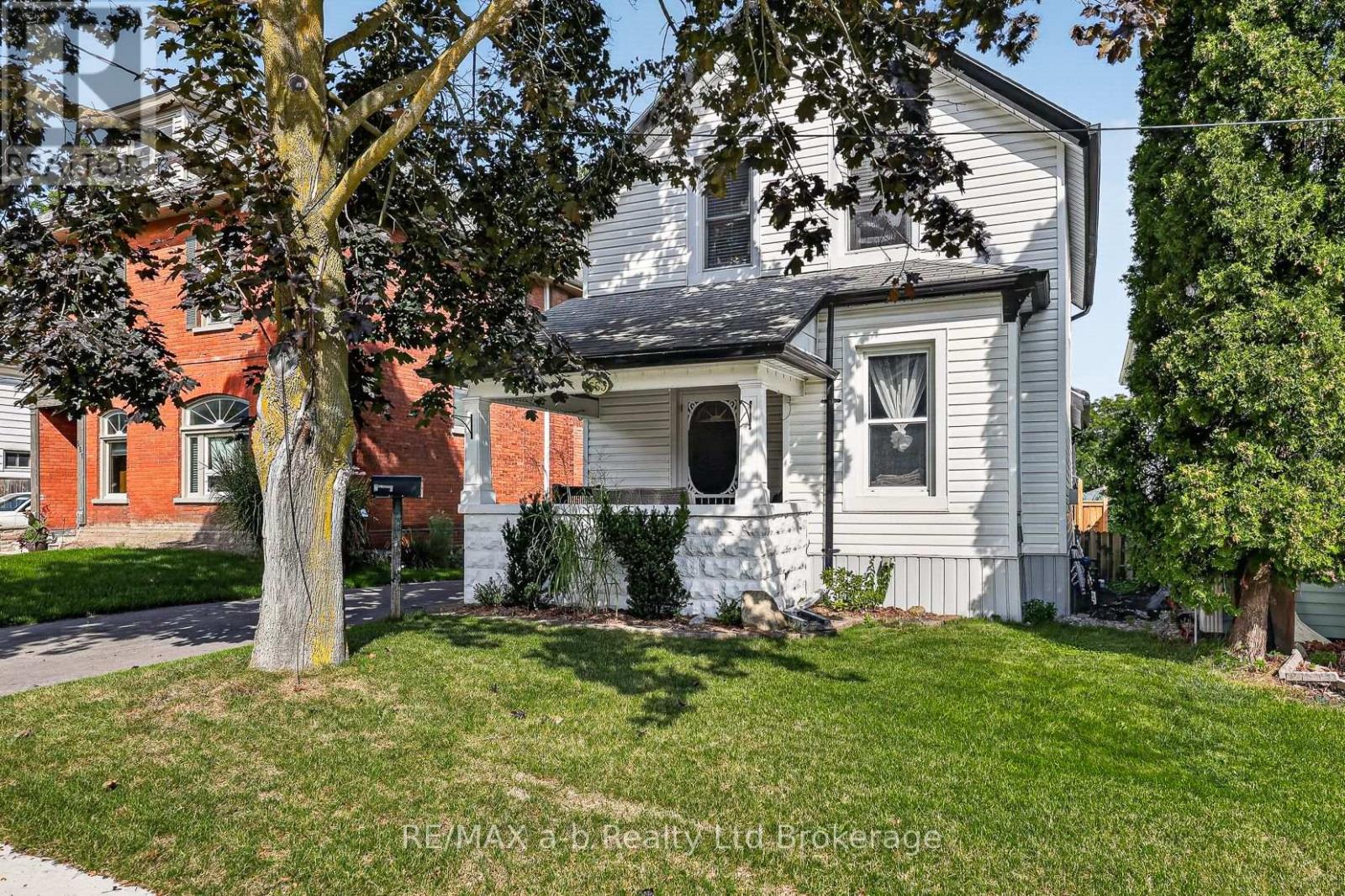 553 Mary Street, Woodstock (Woodstock - North), Ontario  N4S 4S8 - Photo 5 - X13796554